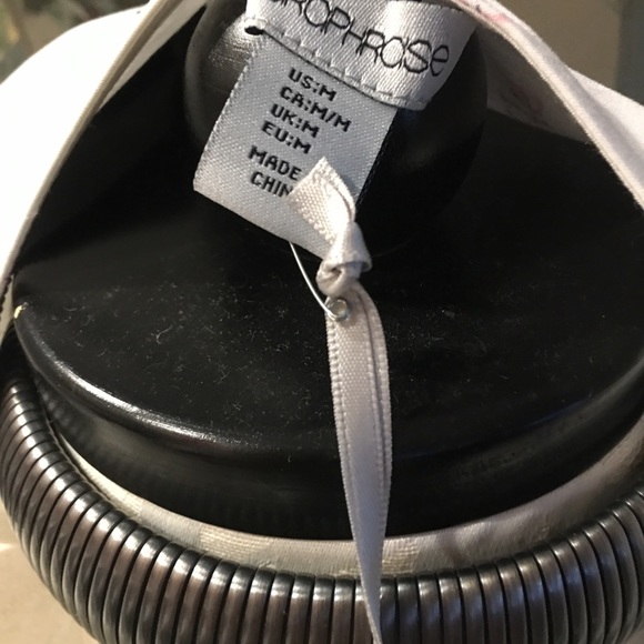 NWT paraphrase sleeveless button down top Sz M - Picture 3 of 4